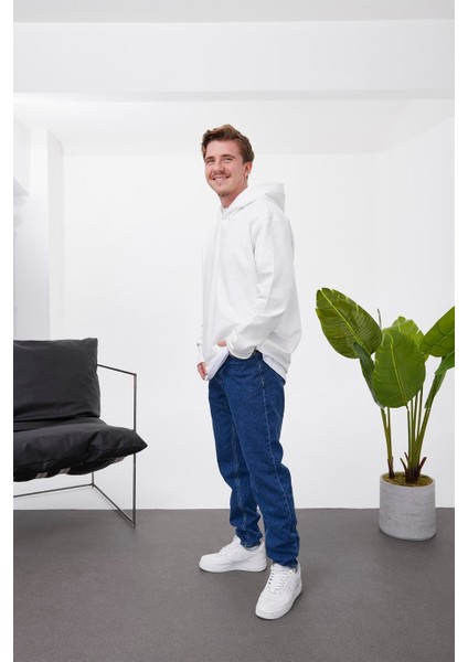 Pis Etek Kapüşonlu Beyaz Sweatshirt