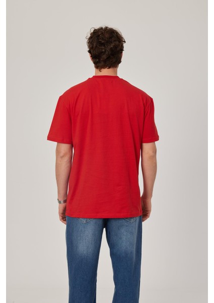 Kırmızı Oversize Basic Tshirt fırsatları
