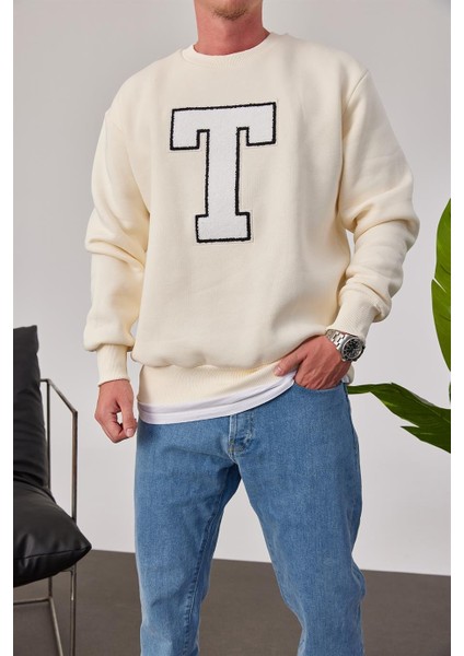 T Harf Baskılı Krem Sweatshirt