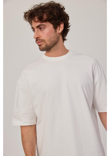Beyaz Oversize Basic Tshirt