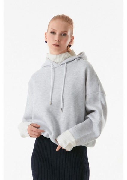 Basic Kapüşonlu Sweatshirt