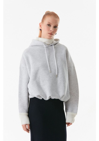 Basic Kapüşonlu Sweatshirt