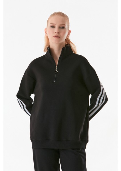 Basic Yarım Fermuarlı Dik Yaka Sweatshirt