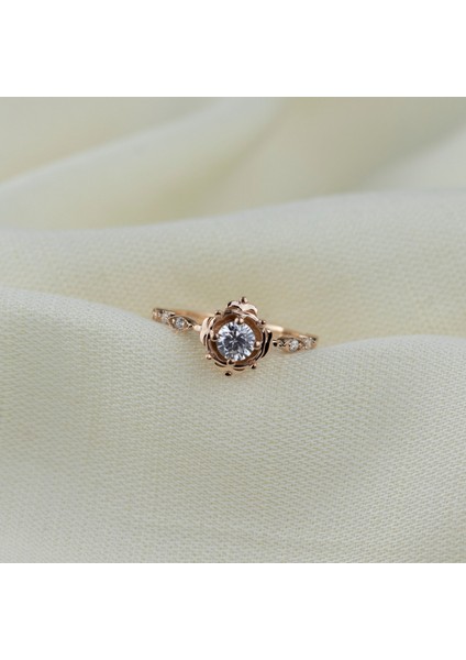 Çiçek Figürlü 925 Ayar Minimal Rose Gümüş Yüzük fırsatları