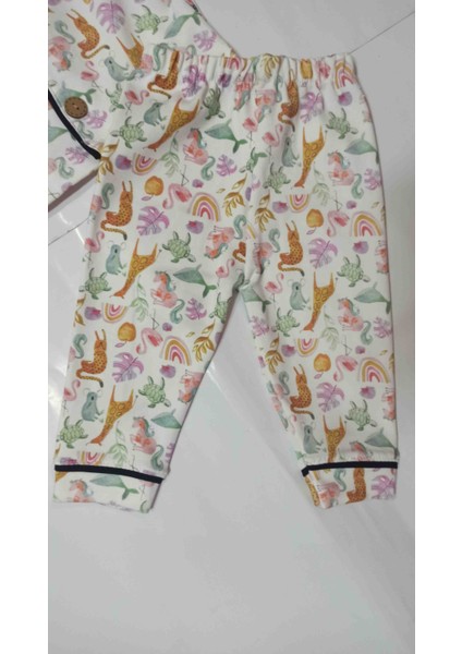 Desenli Yakalı Kız Bebek Pijama Takımı