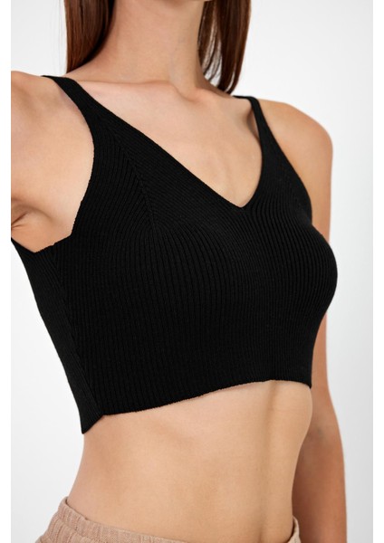 Kadın Clara Siyah Crop Triko Top