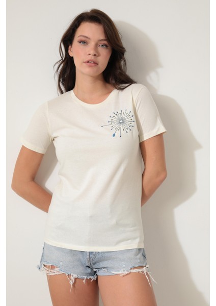 Ekru Omzu Nakışlı Bisiklet Yaka Kısa Kollu Kadın T-Shirt- 2419 indirimleri