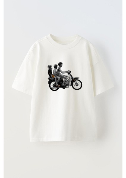 Beyaz Oversize Pamuk Motorcu Aile Baskılı Örme T-Shirt