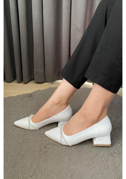 Kadın Valeri Beyaz Çapraz Taşlı Stiletto Alcak Ökçe Abiye Ayakkabı indirimleri