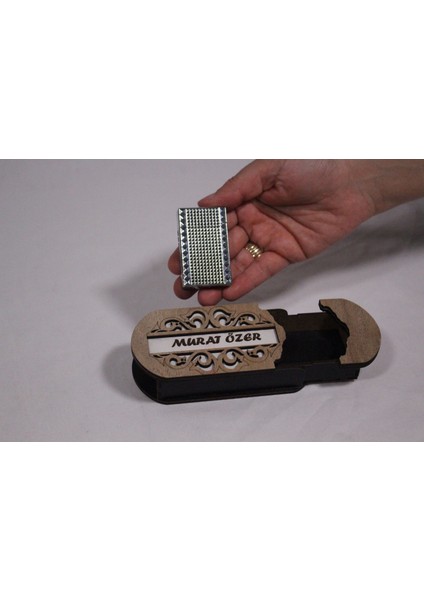 Çakmak Kişiye Özel Isim Yazılı ve Mdf Tasarım Kutulu NO:119 fiyatları