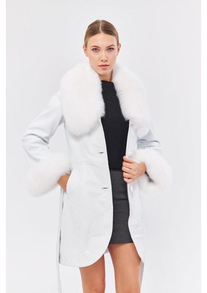 DKA1551 Kadın Beyaz Kaban modelleri