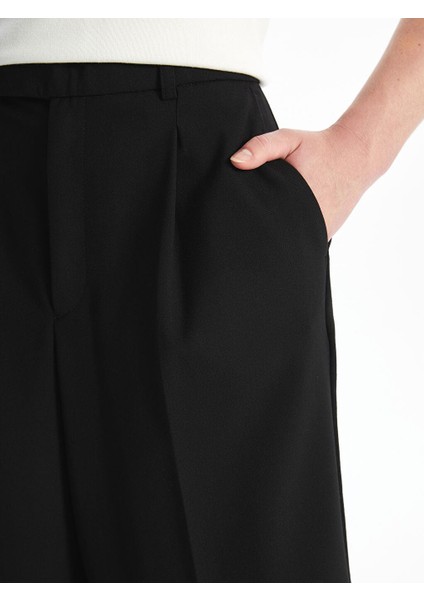 Kadın Loose Fit Düz Şort fiyatları