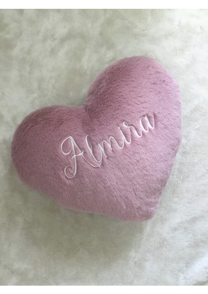 Pinktastic Heart Monogram - Isim-Monogram Nakışlı Kalp Yastık