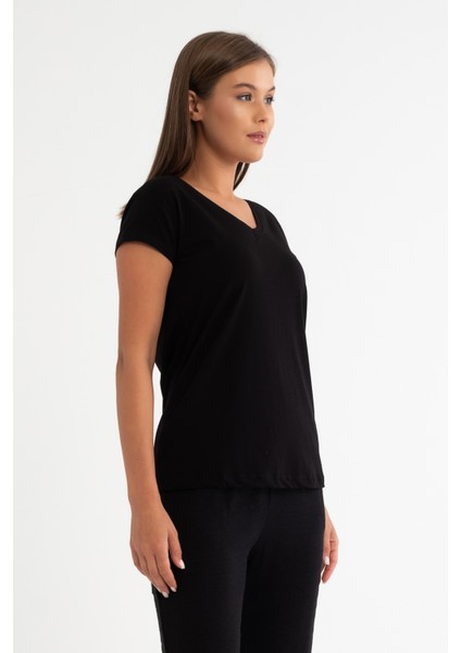 Kadın Pamuklu Yumuşak Dokulu Likralı Esnek Kumaş Basic V Yaka T-Shirt modelleri