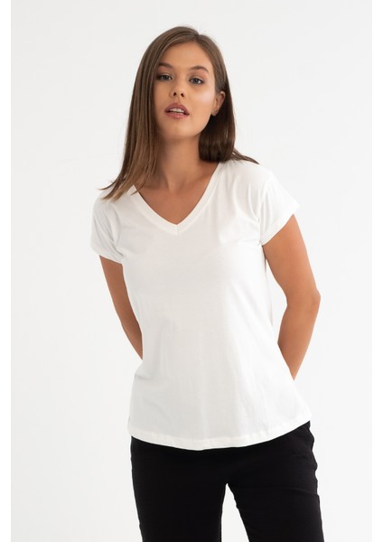 Kadın Pamuklu Yumuşak Dokulu Likralı Esnek Kumaş Basic V Yaka T-Shirt fiyatları
