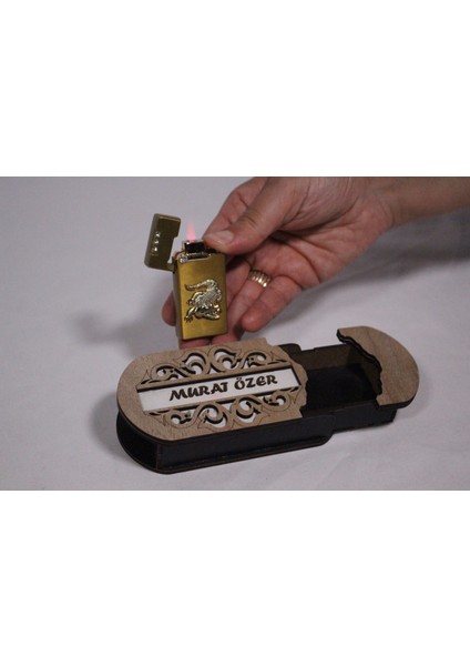 Çakmak Kişiye Özel Isim Yazılı ve Mdf Tasarım Kutulu NO:110 fırsatları