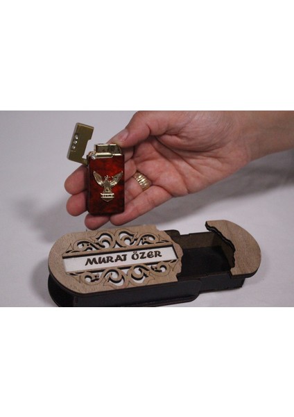 Çakmak Kişiye Özel Isim Yazılı ve Mdf Tasarım Kutulu NO:150 fiyatları