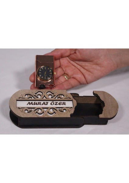 Çakmak Kişiye Özel Isim Yazılı ve Mdf Tasarım Kutulu NO:135 fırsatları