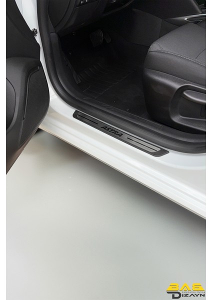 Opel Astra L Krom Kapı Eşik Koruması 2021 ve Üzeri 4 Parça.