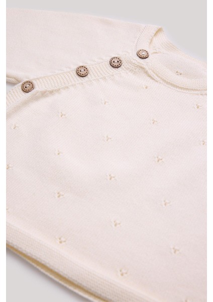 Erkek Bebek Ekru Kazak modelleri