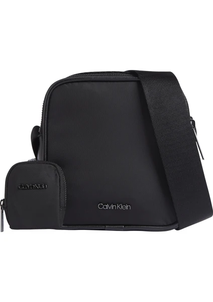 Calvin Klein Siyah Erkek Postacı Çantası Ck Est. Nylon Cube Reporter+Case