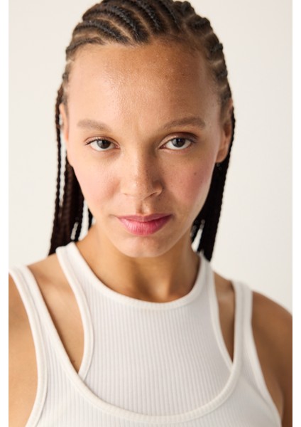 Beyaz Çift Katman Ribanalı Üst modelleri