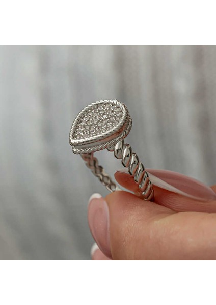 Gümüş Damla Zirkon Taşlı Kadın Yüzük fiyatları