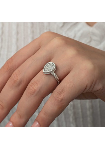 Gümüş Damla Zirkon Taşlı Kadın Yüzük fırsatları