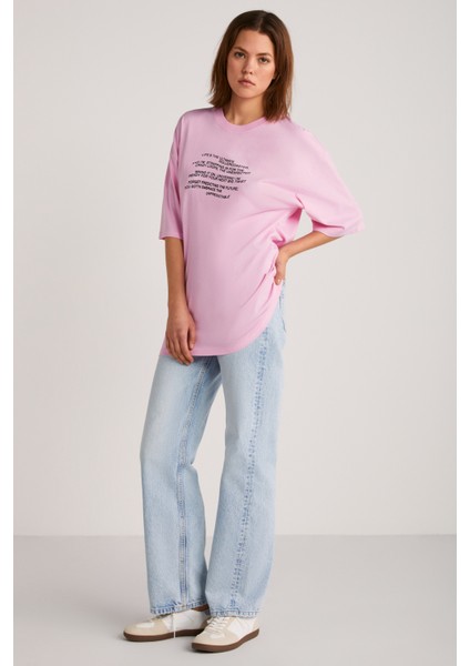 Thessa Kadın Bisiklet Yaka Kısa Kollu Önü Yazı Detaylı Pembe T-Shirt