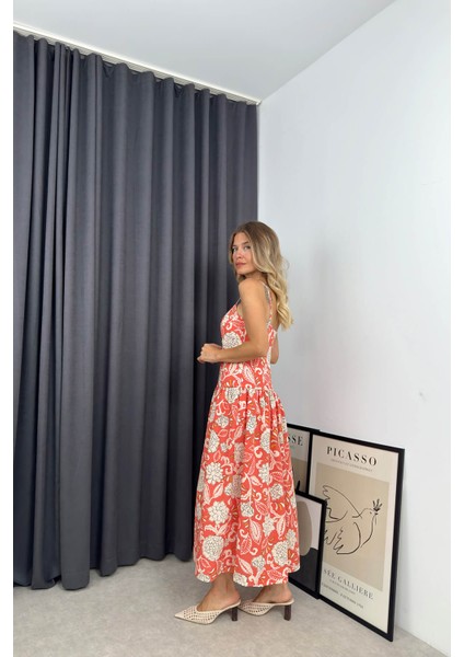 Somon Beyaz Çiçekli Askılı Elbise fırsatları