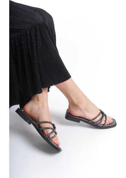 ARTI ARTI AYAKKABI MİA026-1601 Günlük Kadın Taşlı Platin Tatil Terliği modelleri