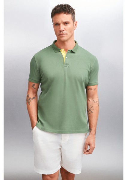 Mathew Erkek Haki Polo Yaka T-Shirt