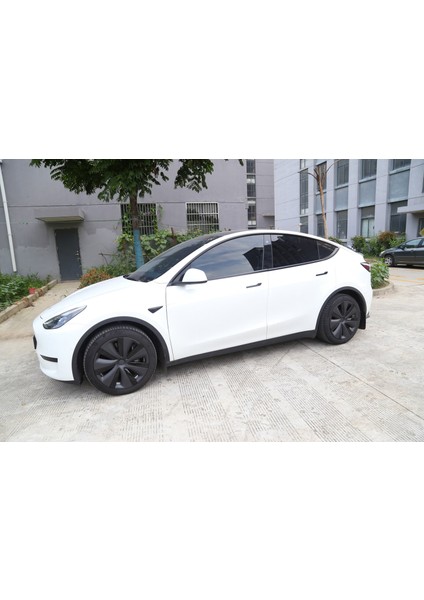 Tesla Model Y Nova Jant Kapağı Seti 19 Inç, Mat ve Piyano Parlak Siyah Iki Renkli