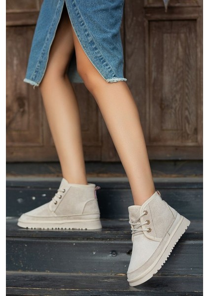 Mini Kürk Astarlı Alçak Taban Bağcıklı Rahat Kadın Bot fiyatları