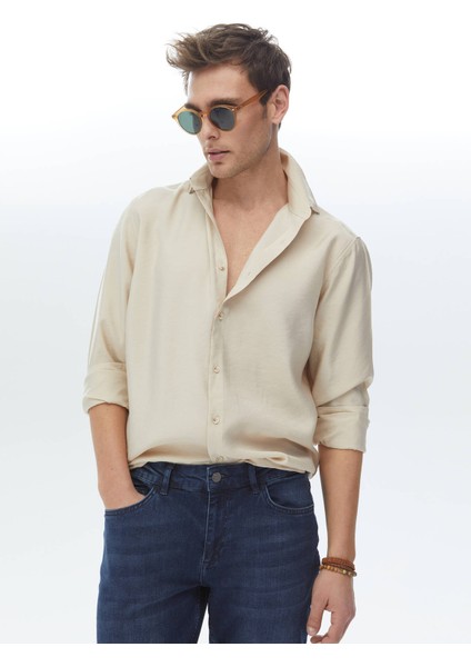 Bej Düz Regular Fit Dokuma Casual Gömlek fiyatları