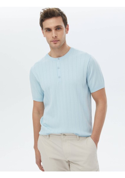 Açık Mavi Hakim Yaka Jakarlı Triko