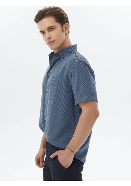 Koyu Mavi Çizgili Oversize Fit Dokuma Casual Gömlek fırsatları