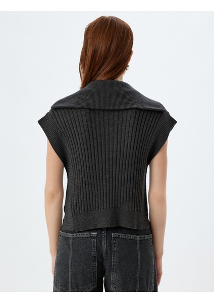 Triko Crop Süveter Yarım Fermuar Detaylı Dik Yaka fırsatları