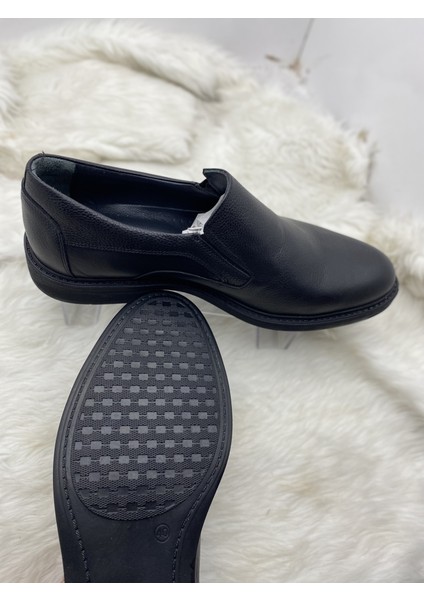 Çiğdem Gerçek Deri Kauçuk Taban Klasik Düz Model Erkek Ayakkabı (A.Akın360) - Siyah - 42 - St00674-Siyah-42 fırsatları