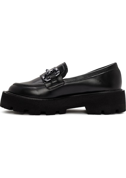 Kadın Siyah Toka Detaylı Maskülen Loafer 24WFE400118