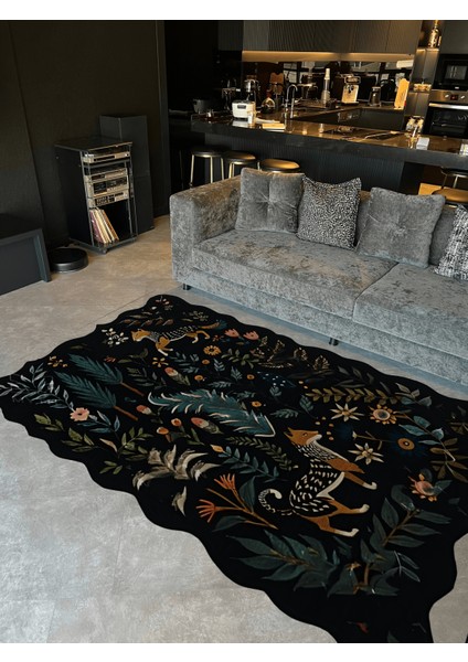 Shape Koleksiyonu Siyah Tema Floral Çiçekler Ve Kaplan Desenli Kreatif Modern Dekoratif Halı 04 fiyatları