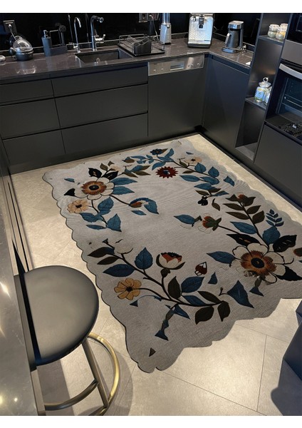 Shape Koleksiyonu Bej Tema Floral Sarmaşık Ve Çiçek Desenli Modern Dekoratif Halı 01 modelleri