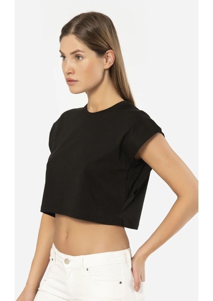 3402 Kadın Vatka Görünümlü Crop T-Shirt-Siyah modelleri