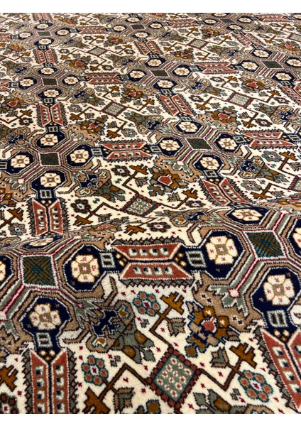 El Dokuma Kayseri Hacılar Ebat 383X254