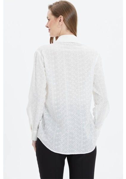Gömlek Yaka Brode Yıldızlı Bluz indirimleri