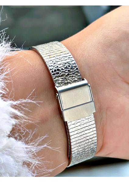 Gümüş Renk Hasır Kordon Kadın Kol Saati 03379 fırsatları