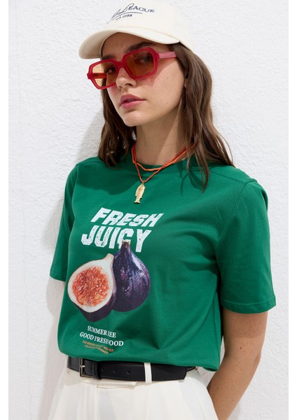 Dikiş Detaylı Baskılı T-Shirt Fresh