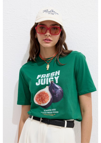 Dikiş Detaylı Baskılı T-Shirt Fresh