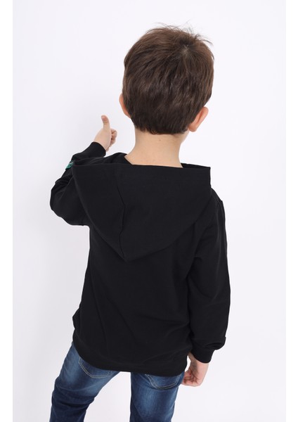 Erkek Çocuk Nakışlı Sweatshirt modelleri