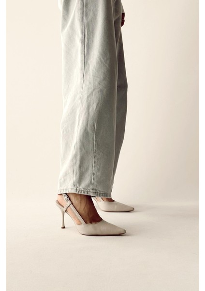 Camellia Bej Deri Stiletto